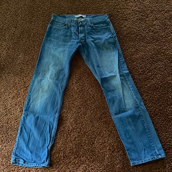Levi Jeans - Picture 2 of 5